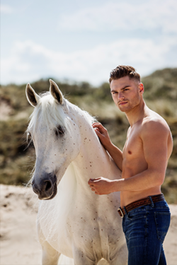 Canvasdoek cover Horse and Hunk kalender 2021