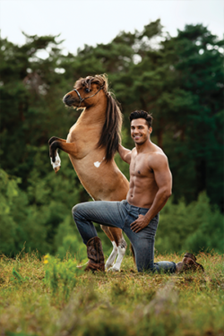 Canvasdoek juli Horse and Hunk kalender 2021