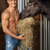 Horse and Hunk Ansichtkaarten 2022 - Afbeelding 5