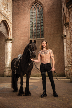 Canvasdoek november Horse and Hunk kalender 2023