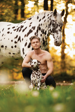Canvasdoek juli Horse and Hunk kalender 2023